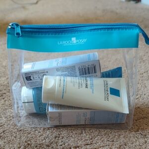 La Roche-Posay Skincare Set - Blue and White